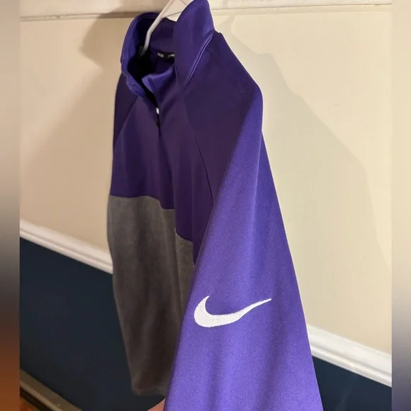 Men’s Nike Two-Tone Purple and Gray Pullover, Size Medium - Picture 4 of 8